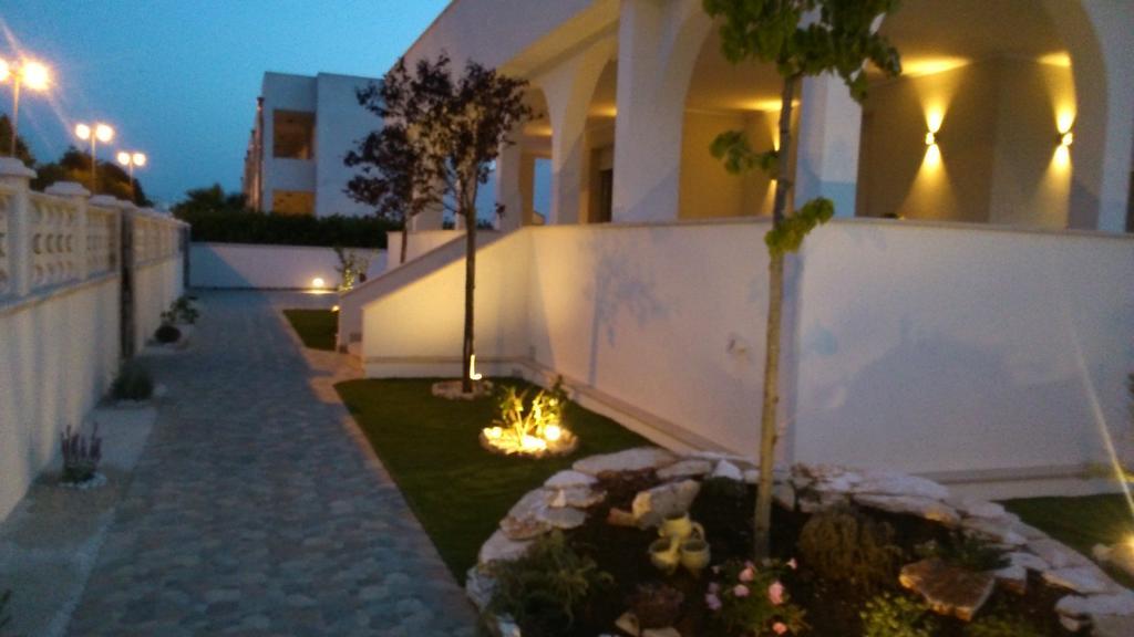 Villa Buenavista Torre Santa Sabina Bagian luar foto