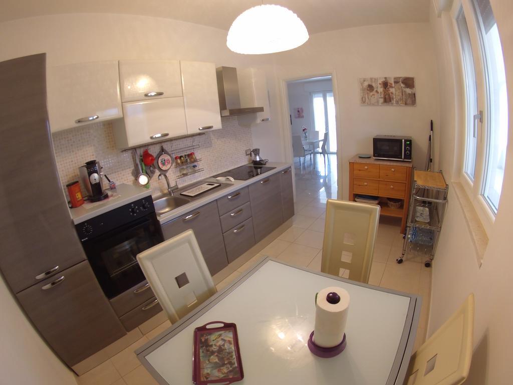Villa Buenavista Torre Santa Sabina Bagian luar foto