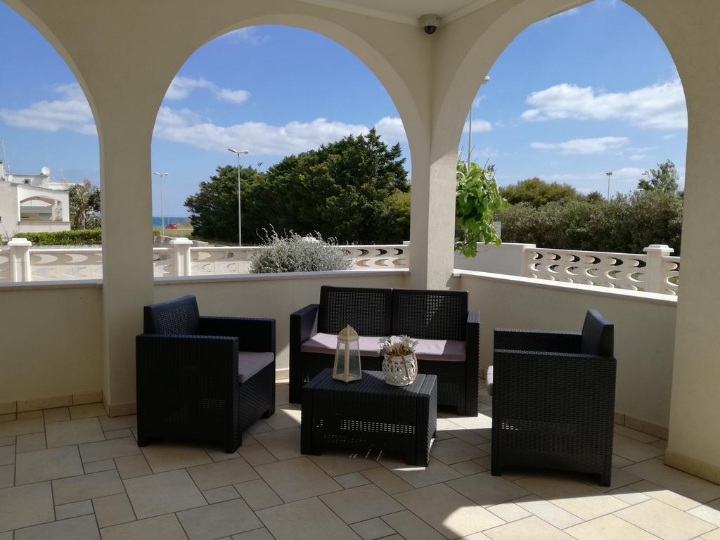 Villa Buenavista Torre Santa Sabina Bagian luar foto