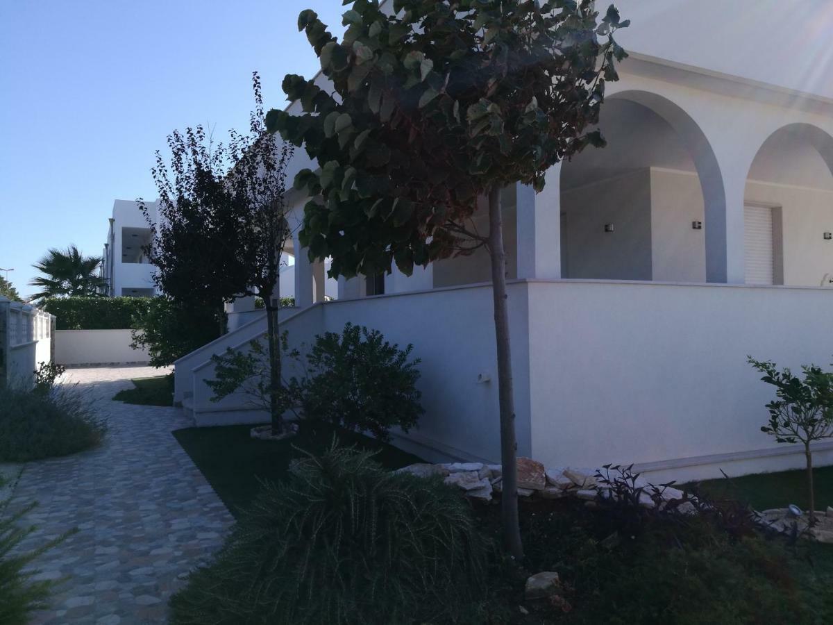 Villa Buenavista Torre Santa Sabina Bagian luar foto